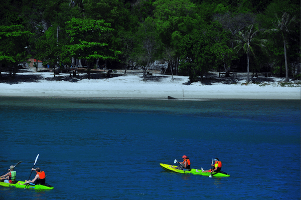 טיול 42 איים מקוסמוי סירות