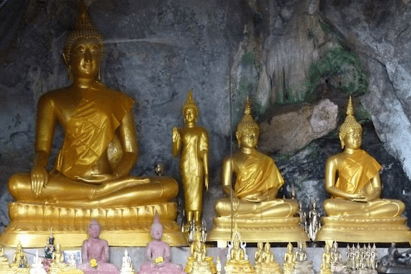 טיול לקאו לק פסלים