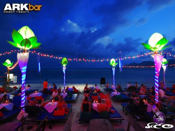 מלון ארק בר -קוסמוי – שטח הישיבה