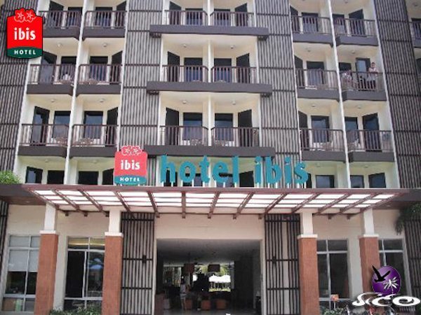 מלונות בפוקט – איביס פטונג – חזית המלון