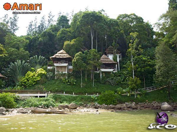 מלונות בפוקט – אמרי קורל ביץ – חדרי המלון