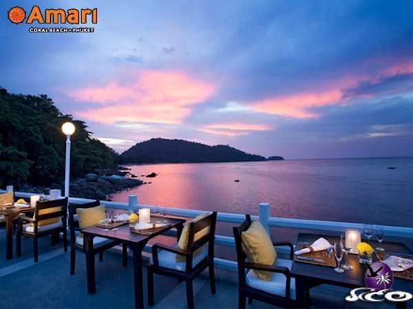 מלונות בפוקט – אמרי קורל ביץ – נוף המסעדה