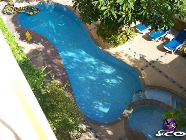 מלונות בפוקט – פופה פאלס – הבריכה מלמעלה