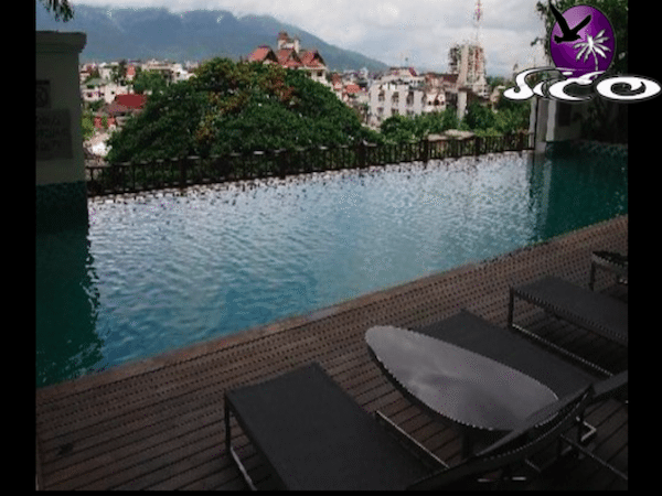 מלונות בצ’אנג מאי – לה מרידיאן – בריכת המלון