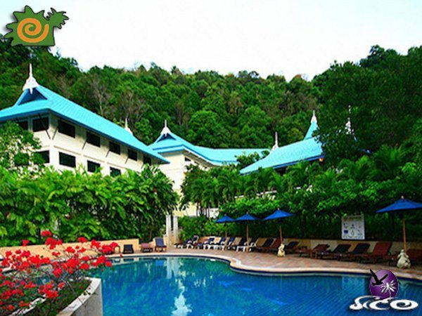 מלונות בקראבי – טיפה ריזורט – המלון והבריכה