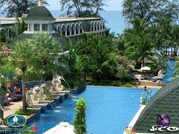 פוקט – גרייסלנד – הבריכה וחדרי המלון