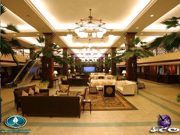 פוקט – גרייסלנד – הלובי