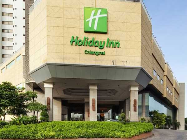 צ’אנג מאי – הולידיי אין – חזית המלון