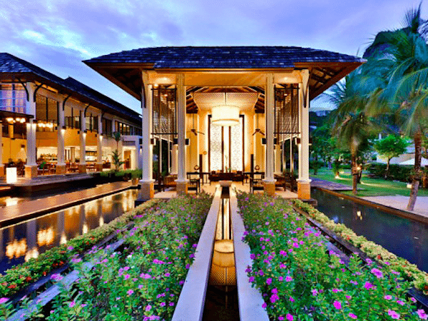 ריילי ביץ – בו נגא טאני – המלון