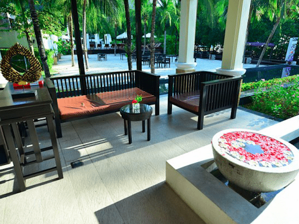 ריילי ביץ – בו נגא טאני – המסעדה